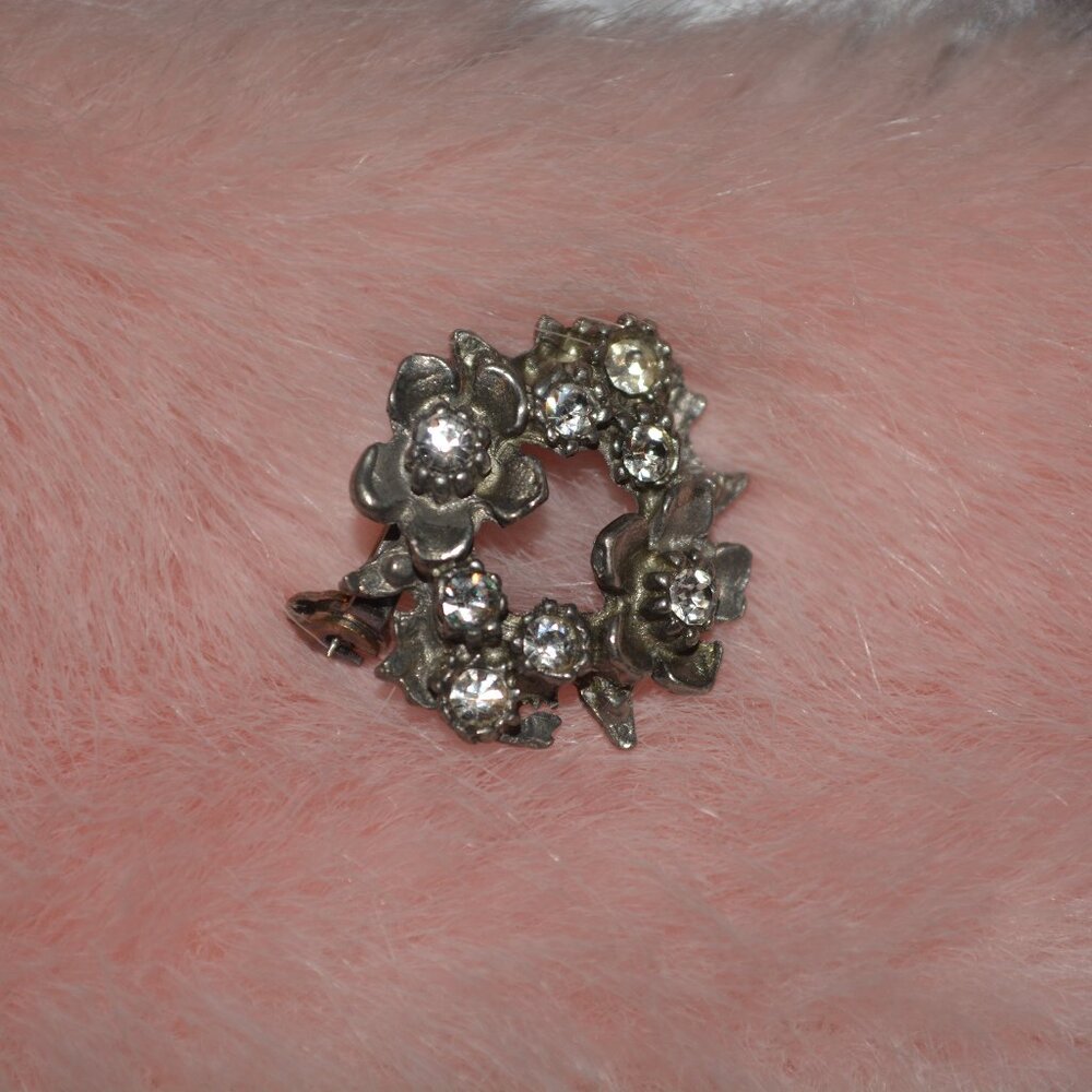 Vintage Silver Brooch Pin Wreath of Flowers & Rhinestones